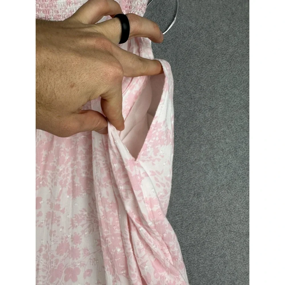 Crown & Ivy Dress Womens Medium Pink Floral Smocked Tiered Maxi Sundress NWT - Picture 10 of 11